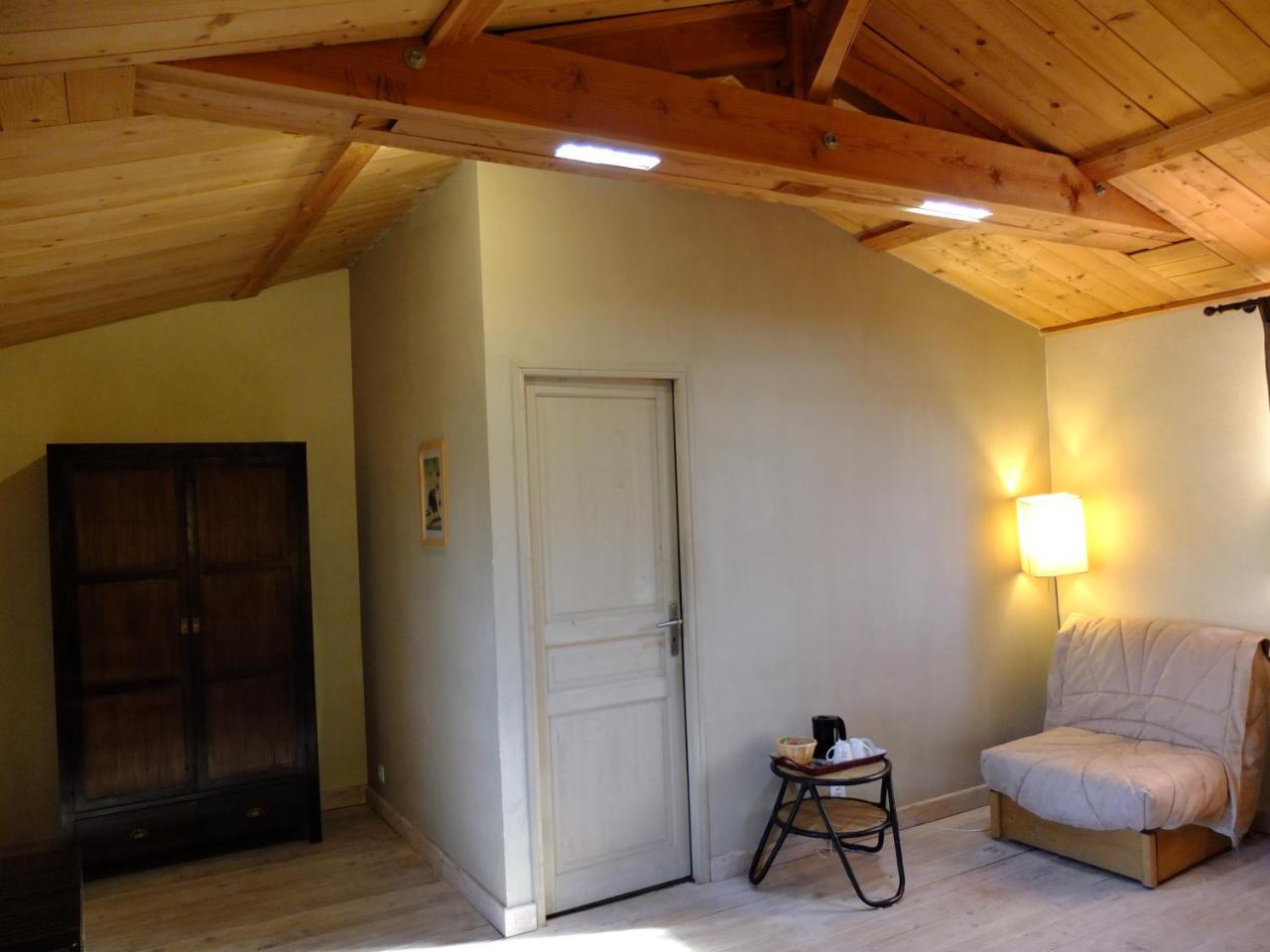 La Pierre Folle Chambres D'Hotes كلوني المظهر الخارجي الصورة